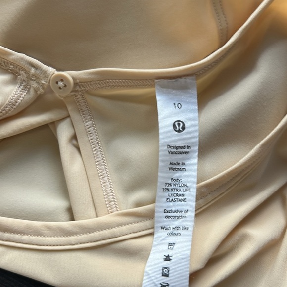 Lululemon Lightweight High Neck Romper Prosecco Open Back Cream Yellow Sz 10 - Picture 11 of 15
